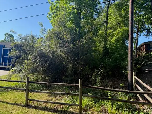 928 Valley Street, Hanahan, SC 29410