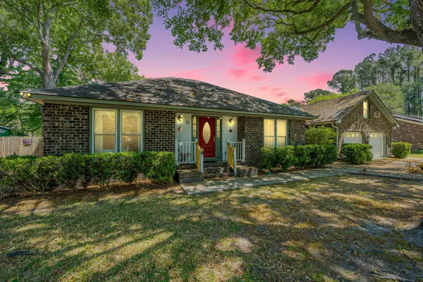 6 Hunters Forest Drive, Charleston, SC 29414