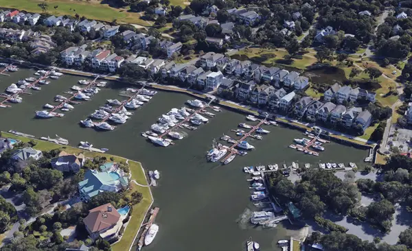 40 41st Avenue #E 14, Isle of Palms, SC 29451
