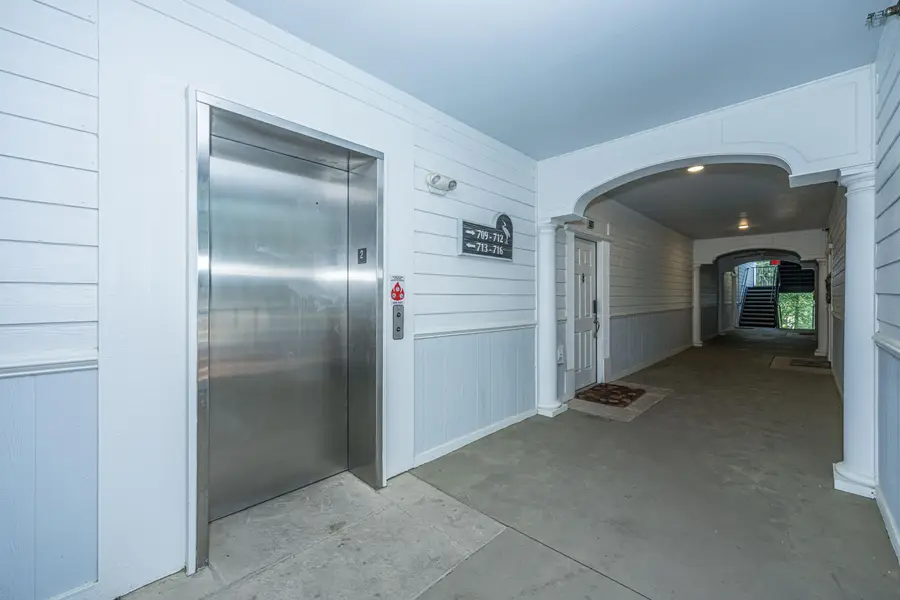 1025 Riverland Woods Place #Apt 712, Charleston, SC 29412 - #3