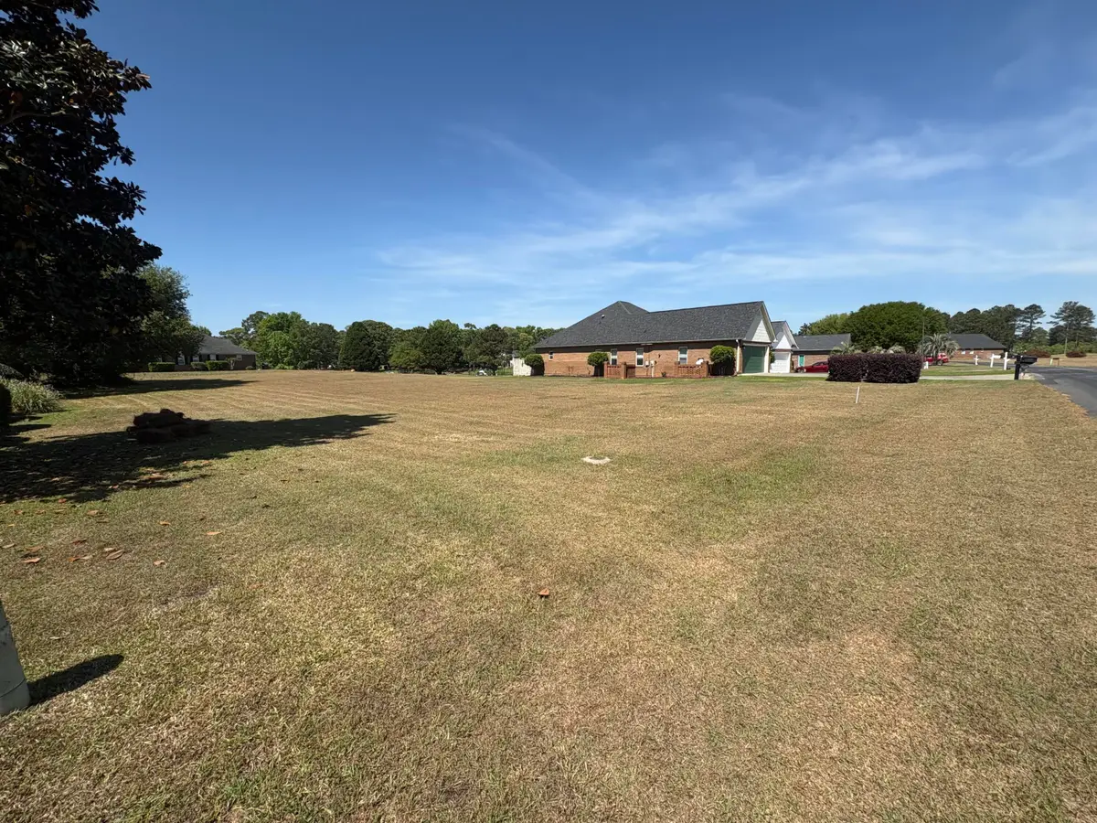 13 N Lake Circle, Manning, SC 29102 - #1