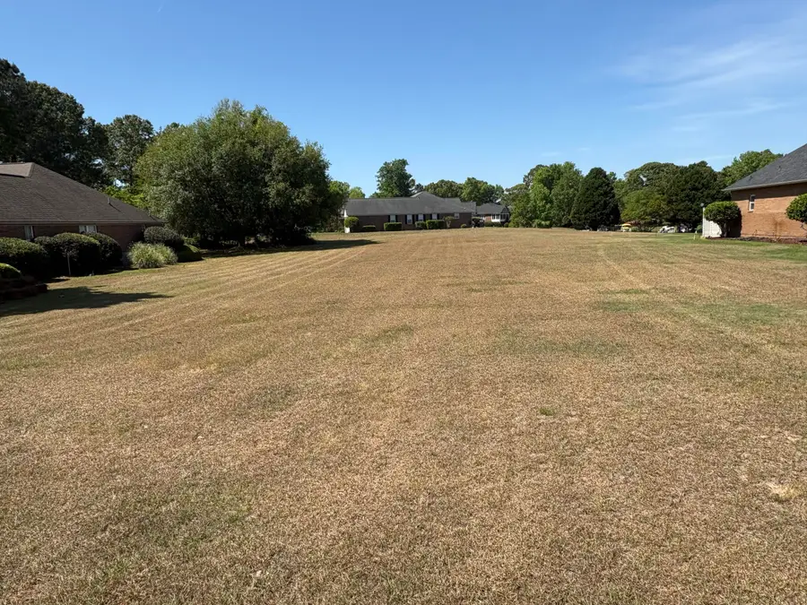 13 N Lake Circle, Manning, SC 29102 - #2