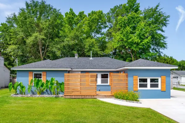 749 W Oak Forest Drive, Charleston, SC 29407