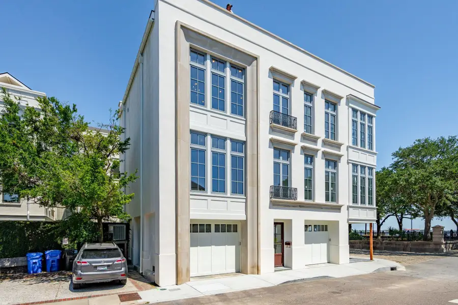 4 Exchange Street, Charleston, SC 29401 - #3