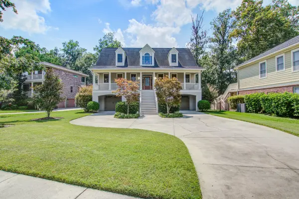 8657 Refuge Point Circle, North Charleston, SC 29420