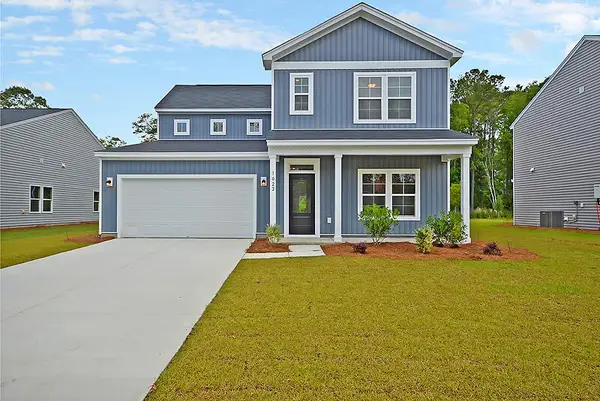 2074 Lavender Bloom Road, Ravenel, SC 29470