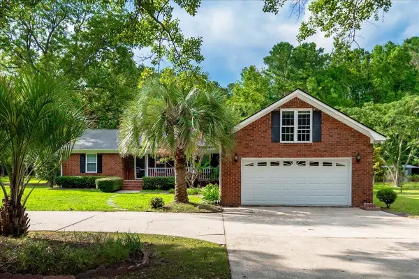 481 School Street, Ridgeville, SC 29472