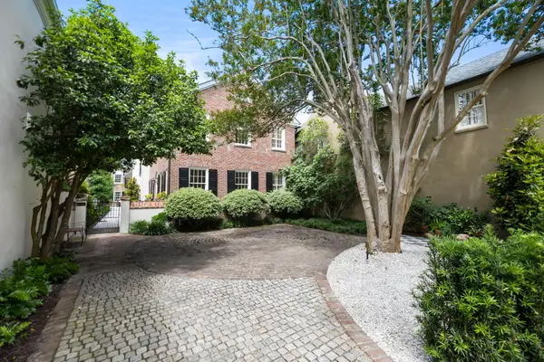 63 King Street, Charleston, SC 29401