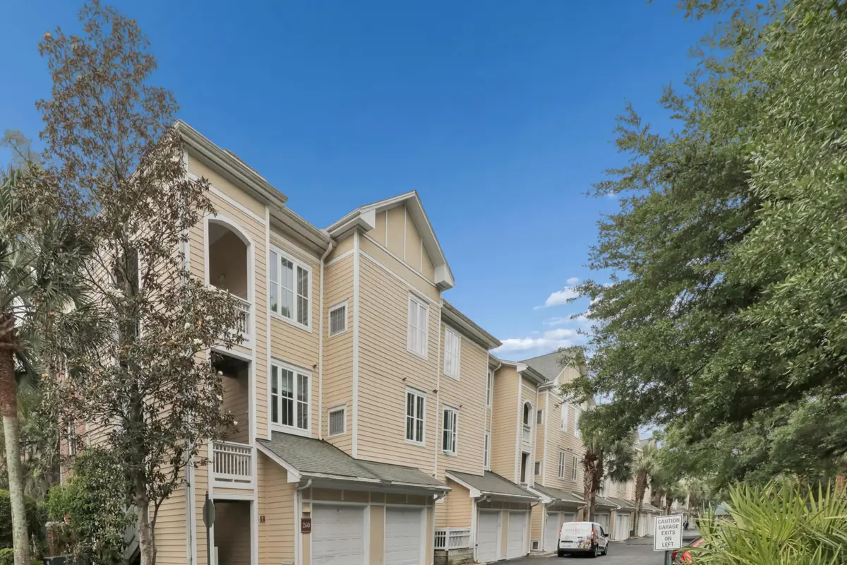 260 Seven Farms #Unit 202, Charleston, SC 29492 - #1