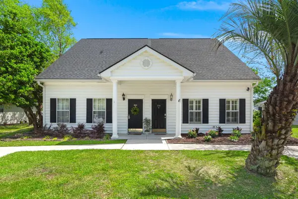 3225 Queensgate Way, Mount Pleasant, SC 29466