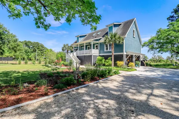 708 Donnelly Corner Drive, Awendaw, SC 29429