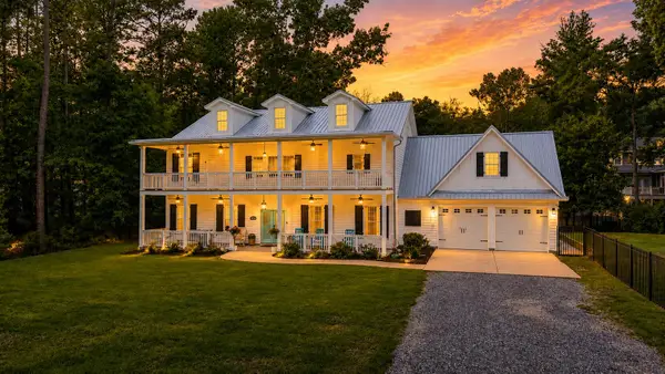 5681 Captain Kidd Road, Hollywood, SC 29449