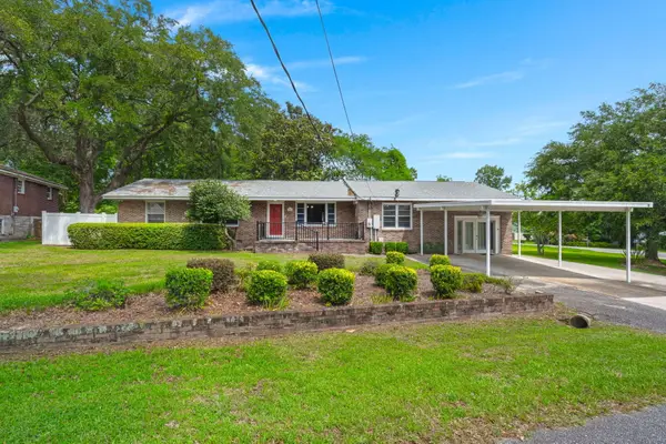 1022 Riverview Drive, Hanahan, SC 29410