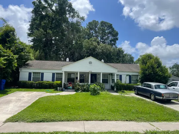 4630 Oakwood Avenue #A&B, North Charleston, SC 29405