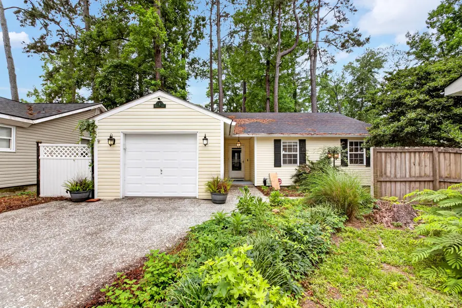 6 Duchess Court, Summerville, SC 29485 - #3