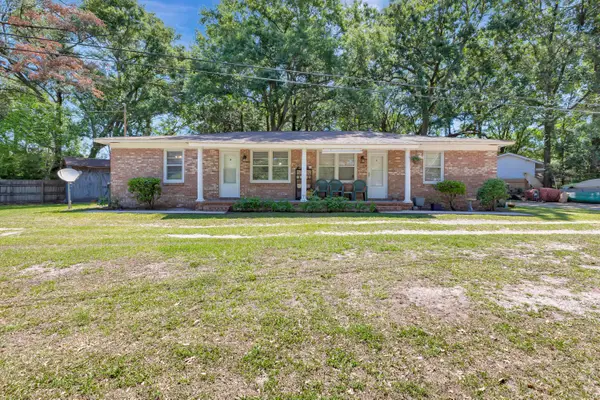1746 E Avalon Circle, Charleston, SC 29407