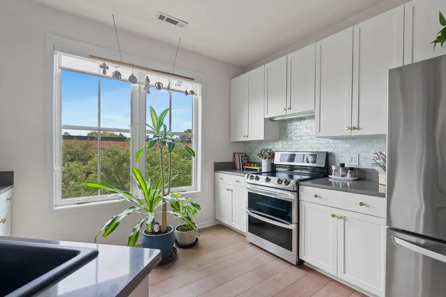 280 Seven Farms Drive #Unit 302, Charleston, SC 29492 - #3
