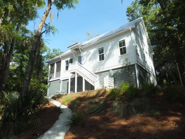575 Pelican Court, Edisto Island, SC 29438