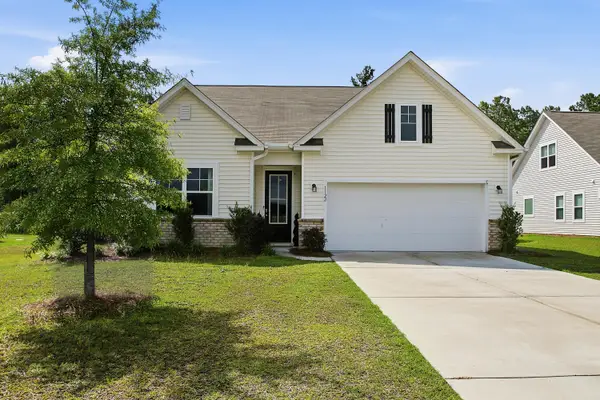 1122 Wading Point Boulevard, Huger, SC 29450