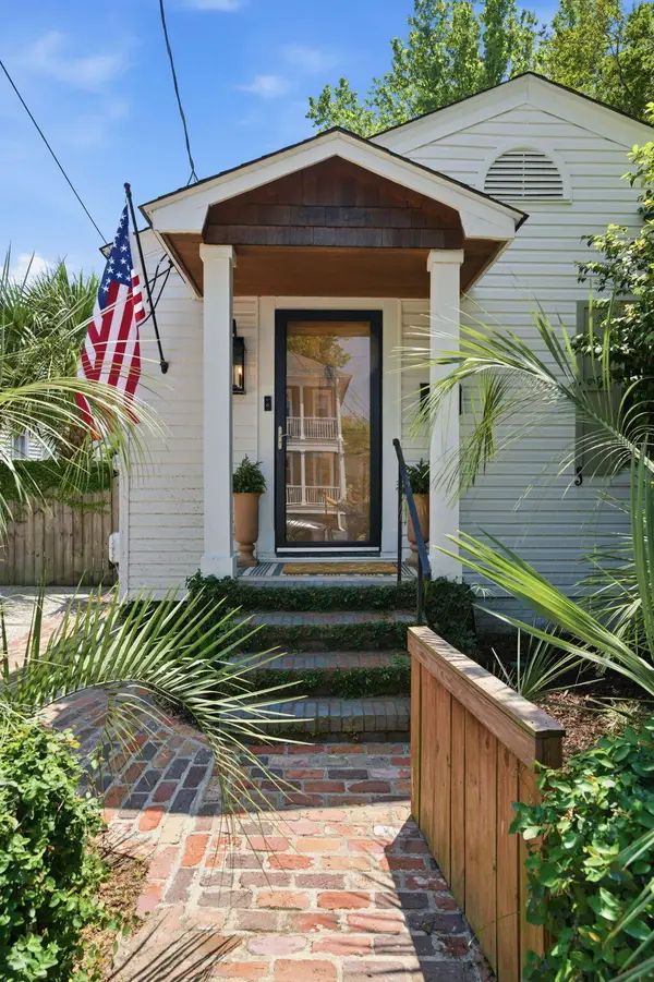 35 Moultrie Street, Charleston, SC 29403
