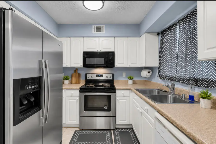 118 Luden Drive #Apt B, Summerville, SC 29483 - #3