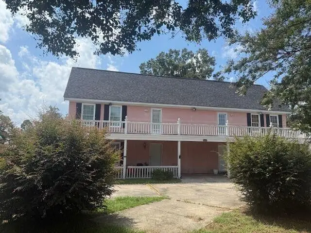 40 W Rigby Street, Manning, SC 29102 - #1
