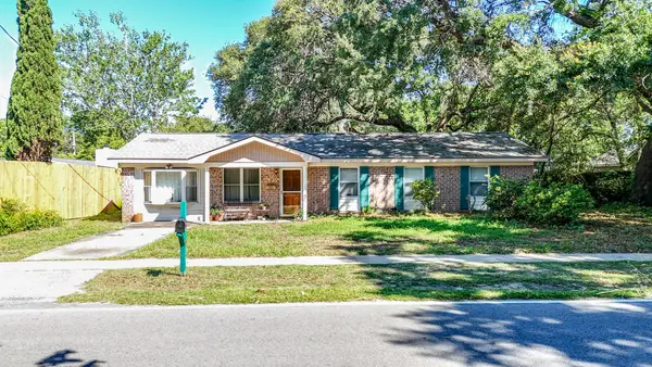 616 Center Street, Mount Pleasant, SC 29464