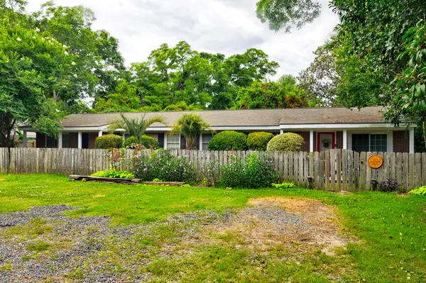1521 Brookbank Avenue, Charleston, SC 29412