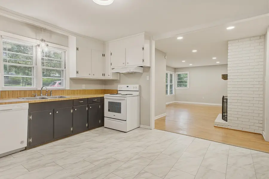 114 Live Oak Road, Summerville, SC 29485 - #3