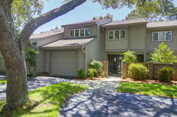 11 Wappoo Creek Place, Charleston, SC 29412