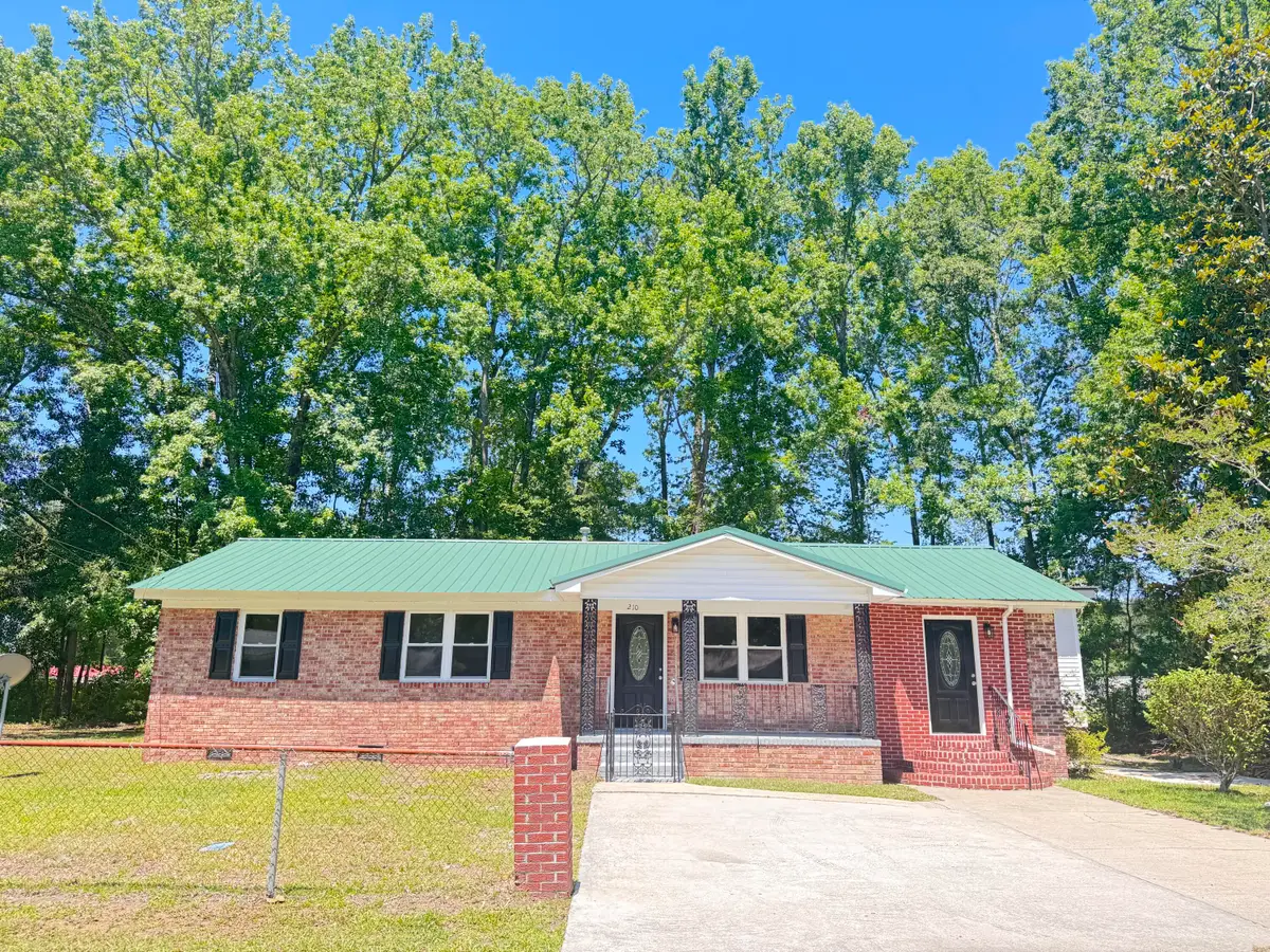 210 Grayson Street, Walterboro, SC 29488 - #1
