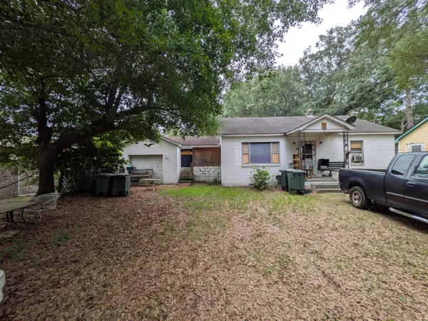 1113 Melvin Drive, Hanahan, SC 29410