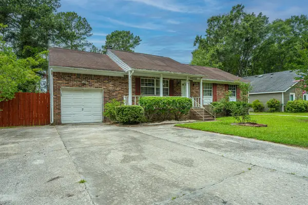 86 Peppertree Lane, North Charleston, SC 29420