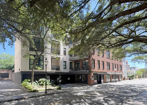 21 George Street #105, Charleston, SC 29401