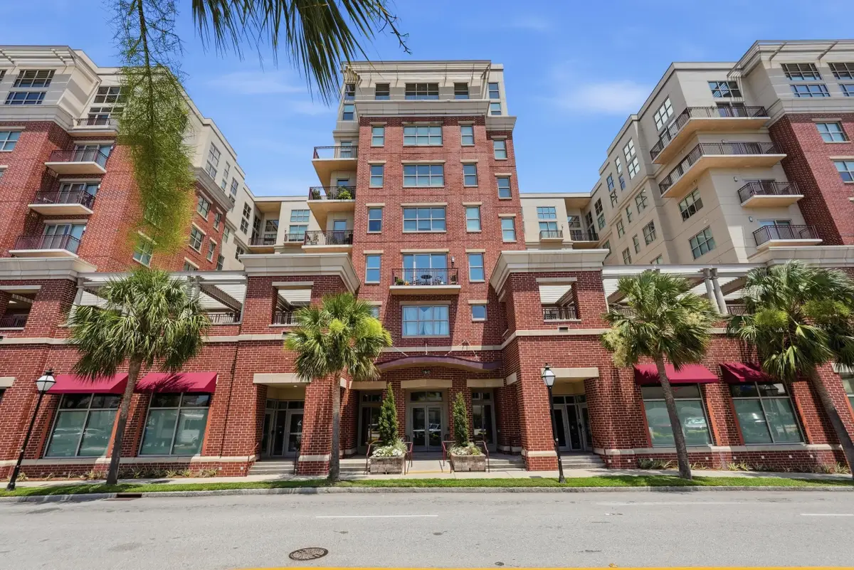 150 Bee Street #402, Charleston, SC 29401 - #1