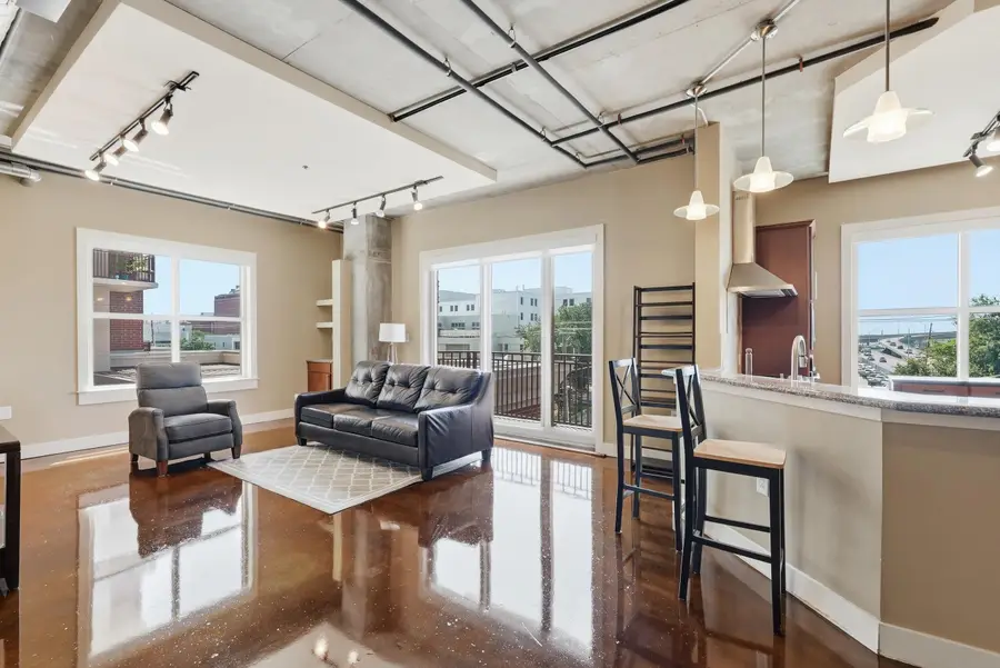 150 Bee Street #402, Charleston, SC 29401 - #3