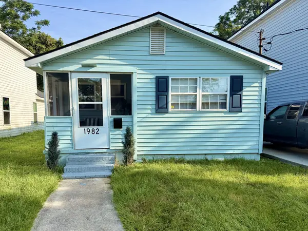 1982 Irving Avenue, North Charleston, SC 29405