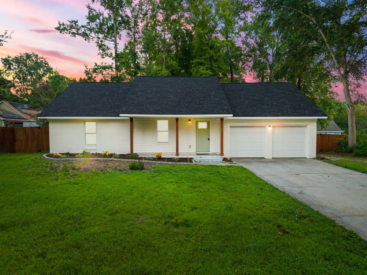 106 Glebe Road, Summerville, SC 29485 - #1