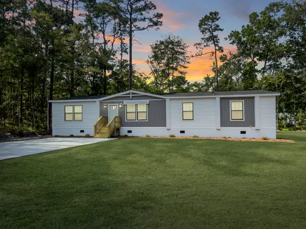 6156 Smith Road, Ravenel, SC 29470
