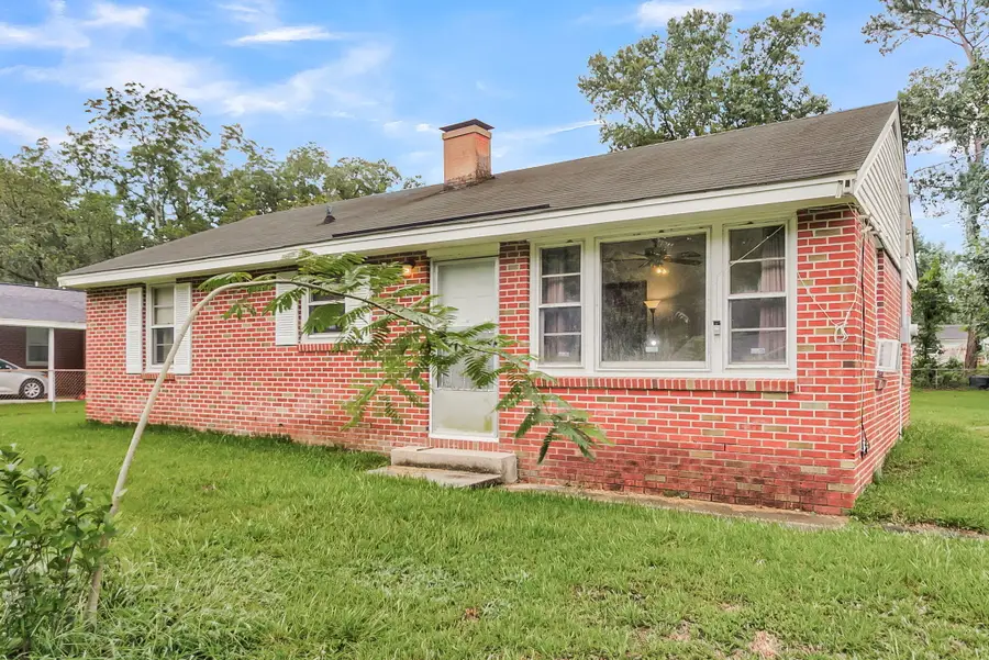 225 Laurel Avenue, Goose Creek, SC 29445 - #3