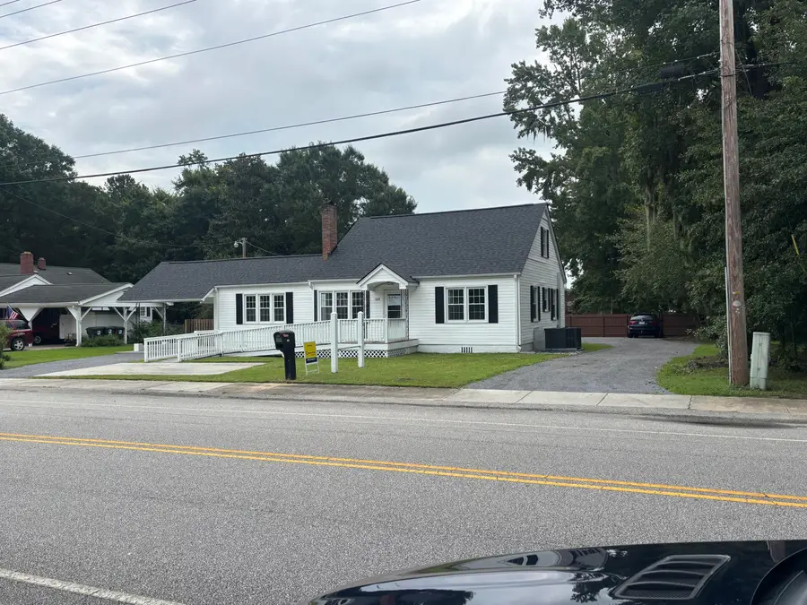 202 Carolina Avenue, Moncks Corner, SC 29461 - #2