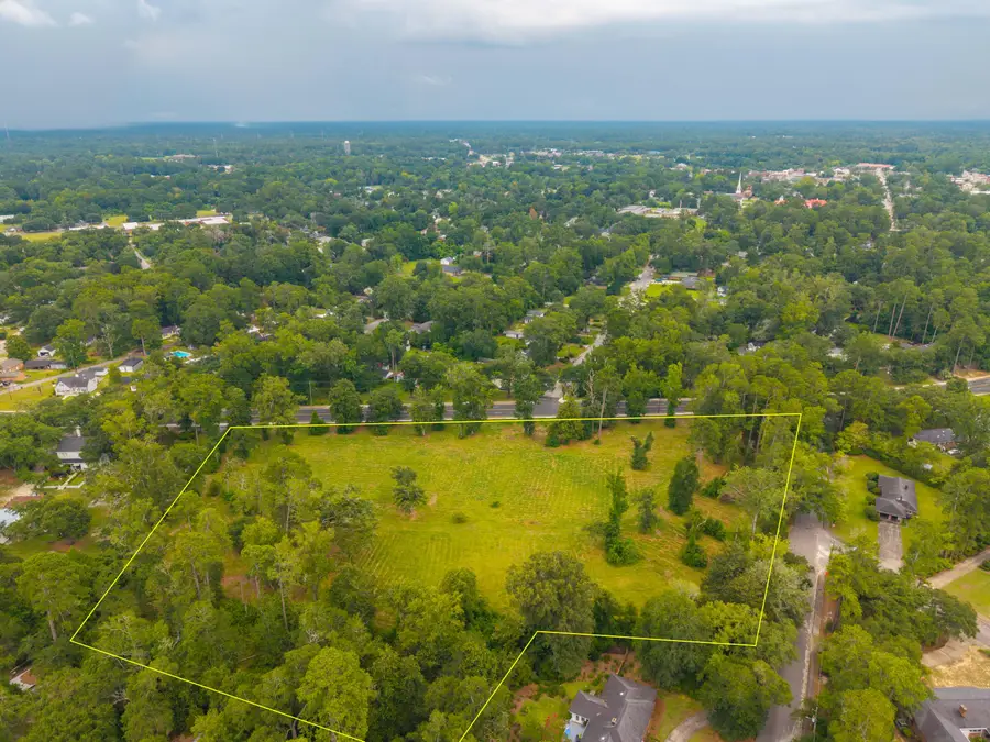 909 N Longstreet Street, Kingstree, SC 29556 - #3