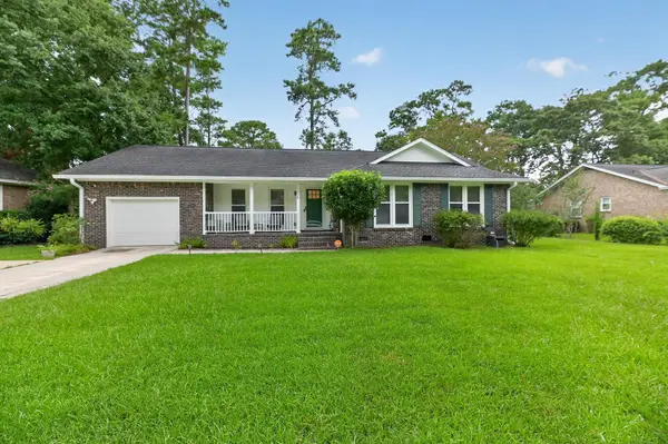206 Chessington Circle, Summerville, SC 29485