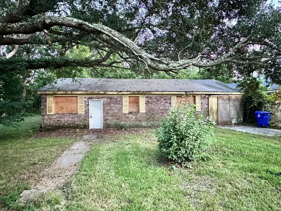 1335 5th Avenue, Charleston, SC 29407 - #2