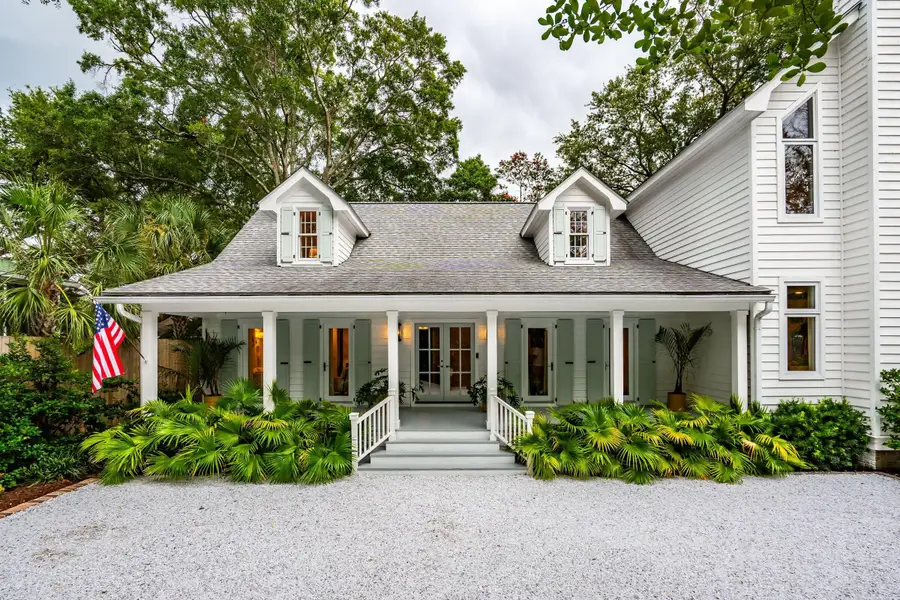 718 Royall Avenue, Mount Pleasant, SC 29464 - #3
