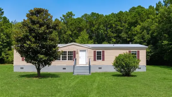 7846 Sc-164, Hollywood, SC 29449