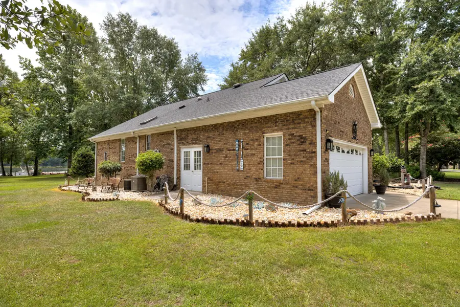 203 Ridge Lake Drive, Manning, SC 29102 - #3