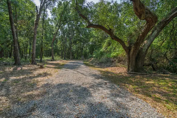 5/5a Shell House Road, Edisto Island, SC 29438