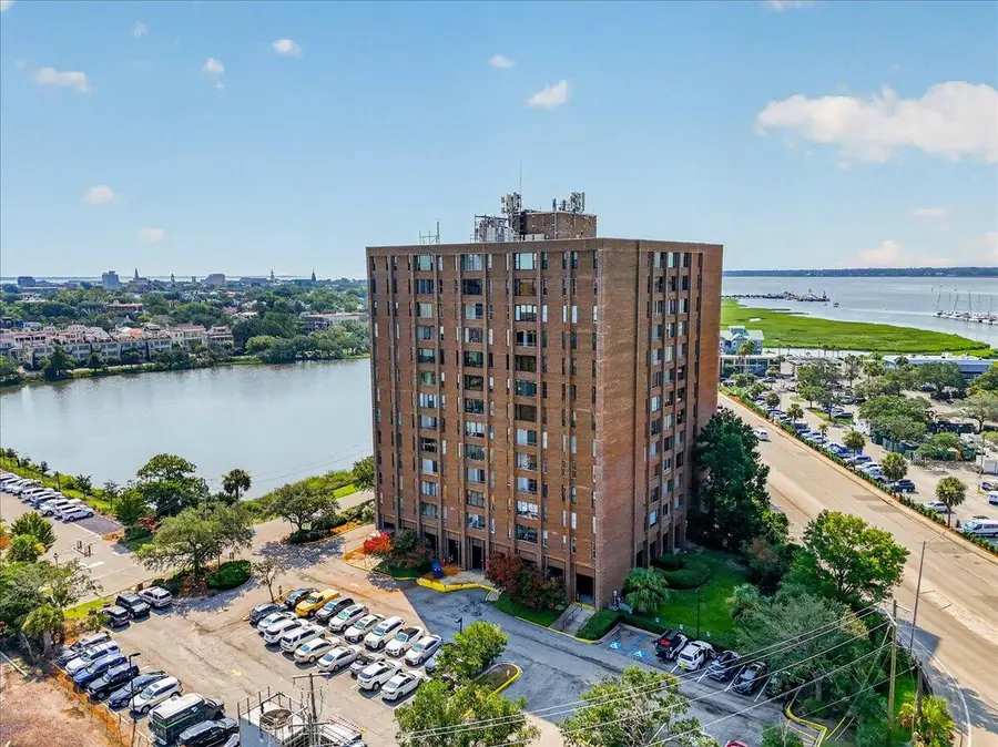 14 Lockwood Drive #Apt 10i, Charleston, SC 29401 - #3
