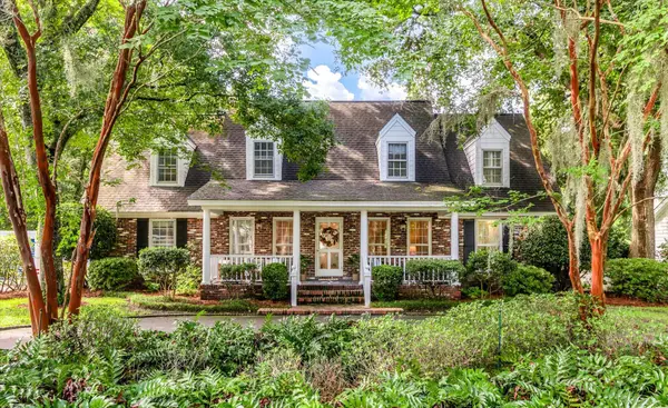 975 Harbortowne Road, Charleston, SC 29412